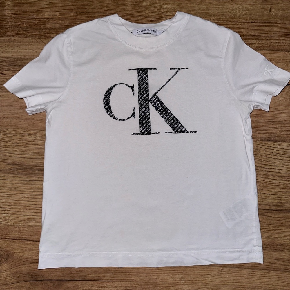 Calvin Klein white t-shirt size xs